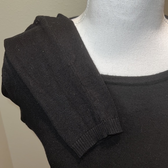 The Limited Black Fine Gauge Sweater - Medium - Picture 6 of 6